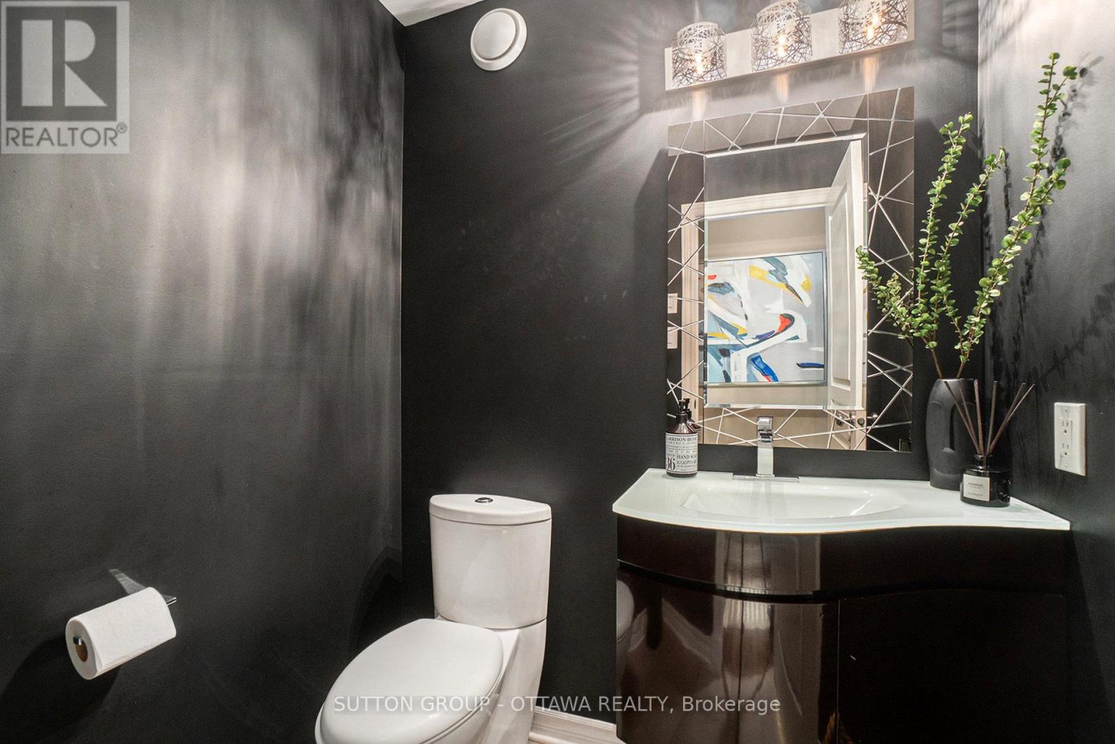 1969 PLAINHILL DRIVE, Ottawa, Ontario, K4A0G1 — Photo 12