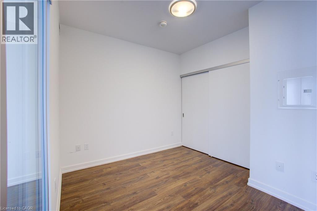15 WELLINGTON Street NW Unit# 2705, Kitchener, Ontario, N3G0E4 — Photo 13