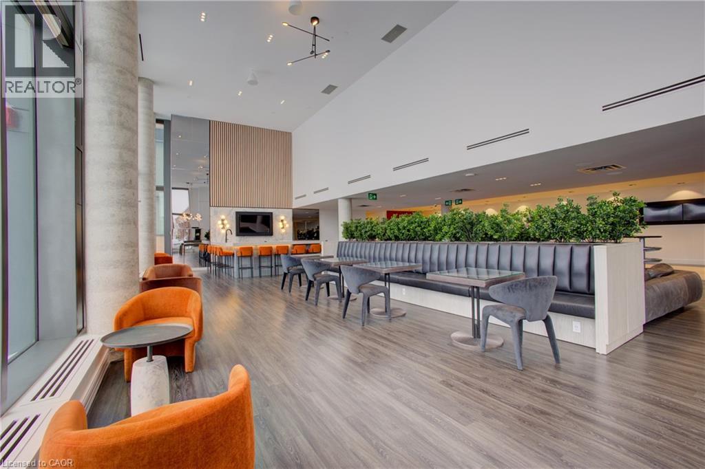 15 WELLINGTON Street Unit# 2002, Kitchener, Ontario, N2G2E6 — Photo 16