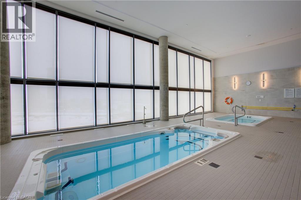 15 WELLINGTON Street Unit# 2002, Kitchener, Ontario, N2G2E6 — Photo 22