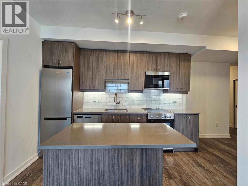 15 WELLINGTON Street Unit# 2002, Kitchener, Ontario, N2G2E6 — Photo 7