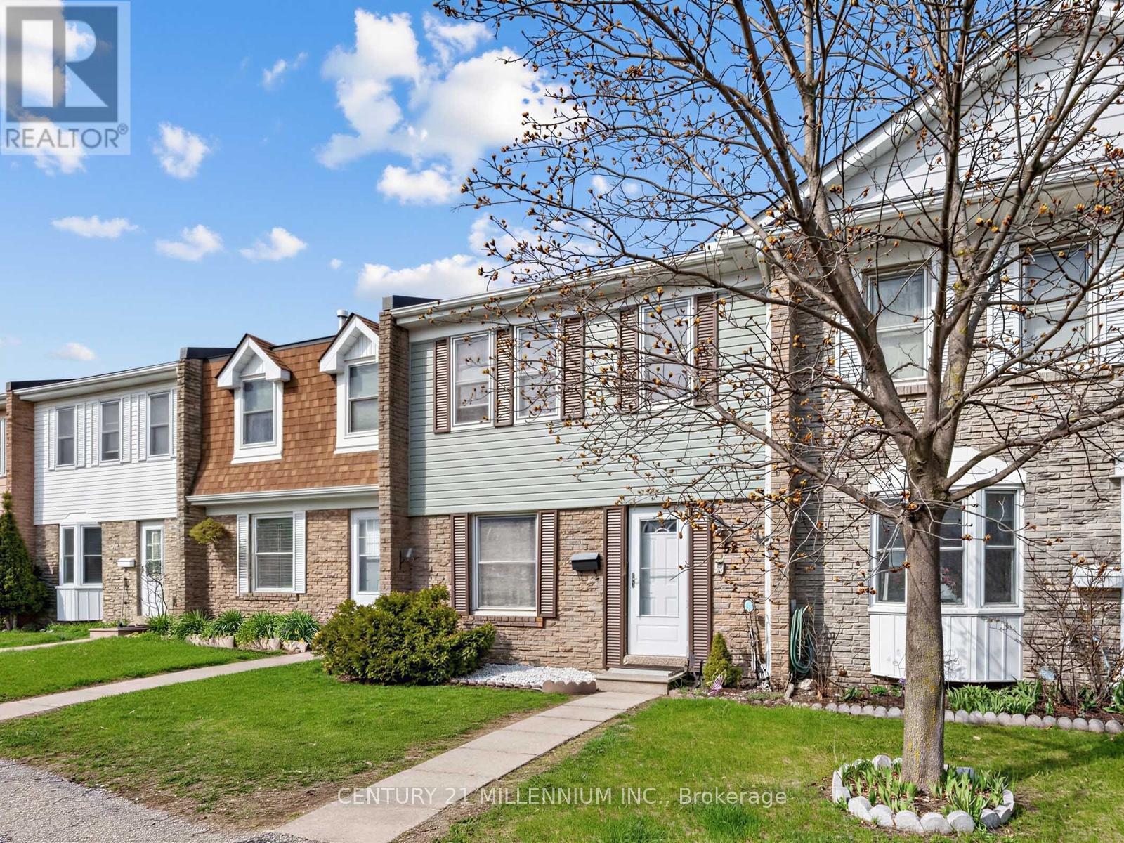52 - 1020 CENTRAL PARK DRIVE W, Brampton (Northgate), Ontario, L6S3L6 — Photo 2