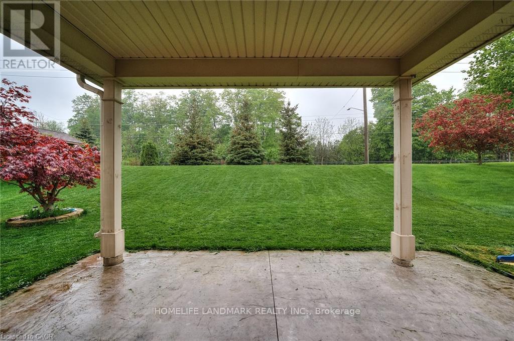 571 BRIGANTINE DRIVE, Waterloo, Ontario, N2K4A7 — Photo 12