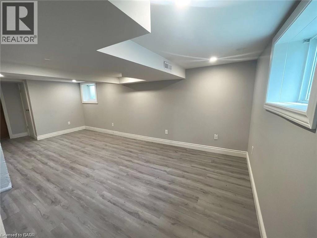 12 CARLETON Street N, Thorold, Ontario, L2V2A3 — Photo 24