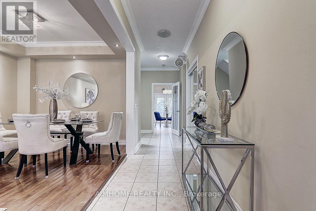 38 RONDEEN ROAD, Vaughan (Patterson), Ontario, L4K5S1 — Photo 2