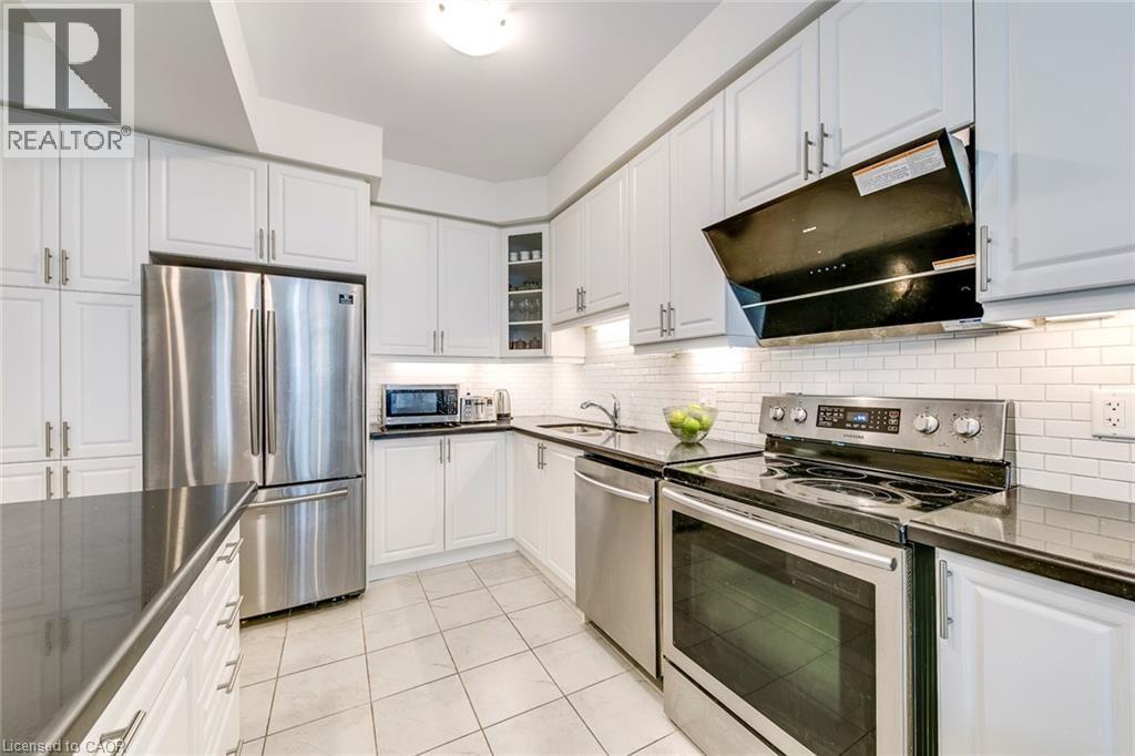 16 DAYMAN Drive, Ancaster, Ontario, L9K0J9 — Photo 6