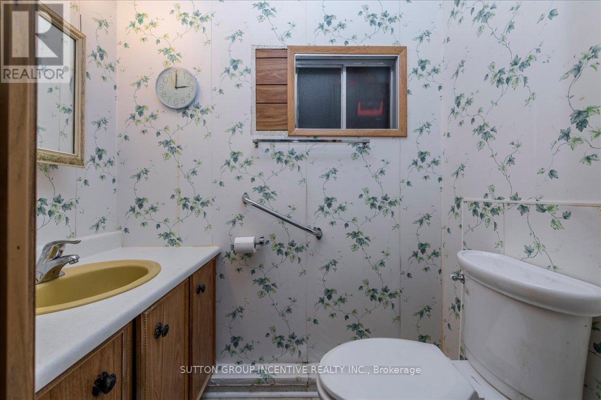 2 MIMOSA CRESCENT, Innisfil, Ontario, L9S1P7 — Photo 12