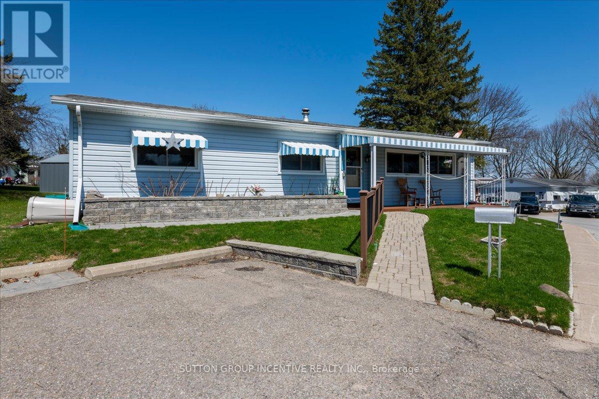 2 MIMOSA CRESCENT, Innisfil, Ontario, L9S1P7 — Photo 2