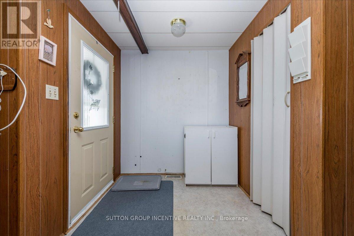 2 MIMOSA CRESCENT, Innisfil, Ontario, L9S1P7 — Photo 4