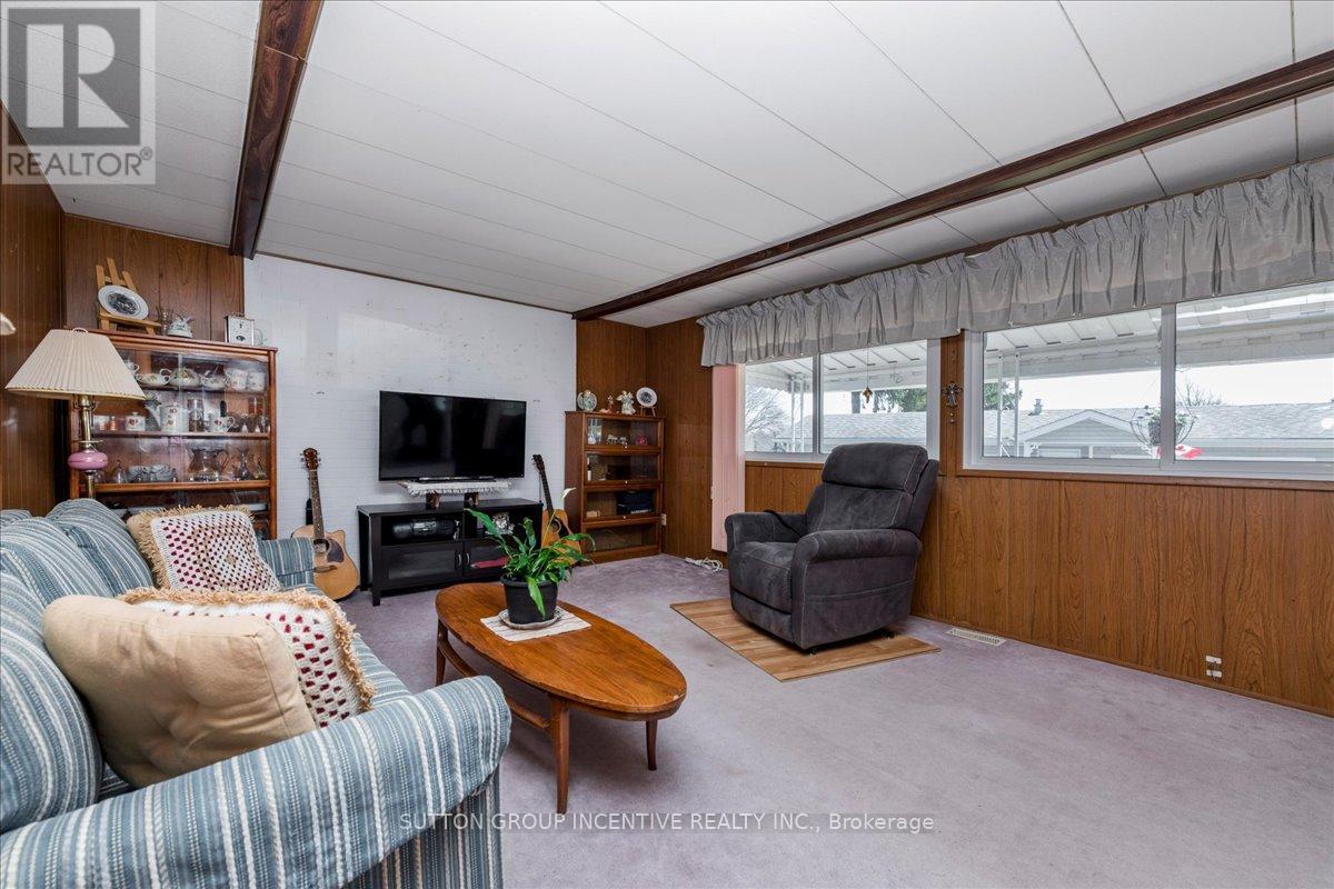 2 MIMOSA CRESCENT, Innisfil, Ontario, L9S1P7 — Photo 6