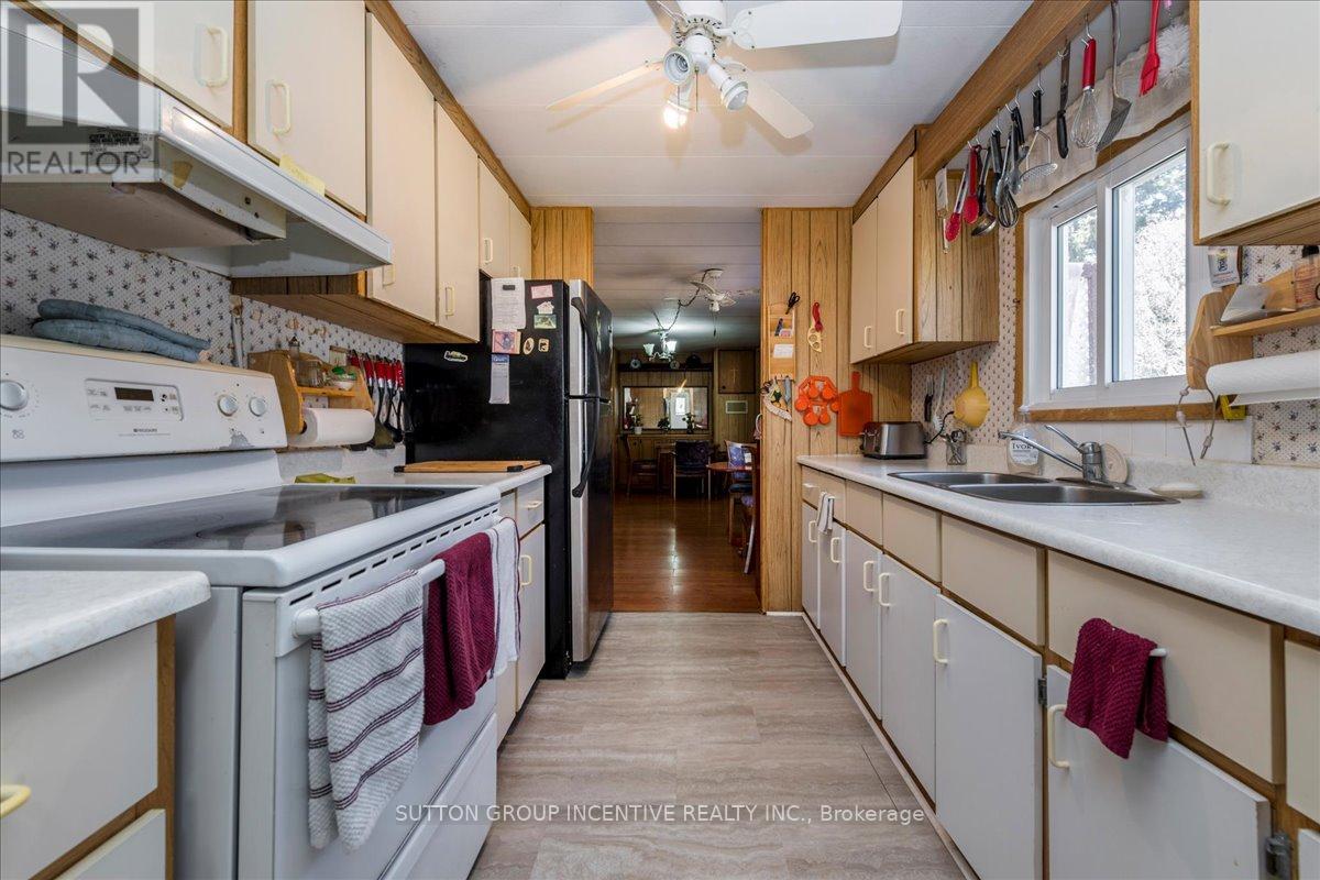 2 MIMOSA CRESCENT, Innisfil, Ontario, L9S1P7 — Photo 7