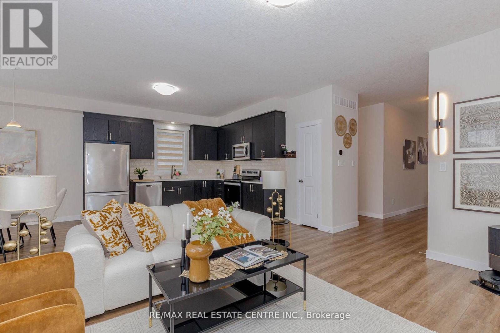 8 MOON CRESCENT, Cambridge, Ontario, N1S0C4 — Photo 13