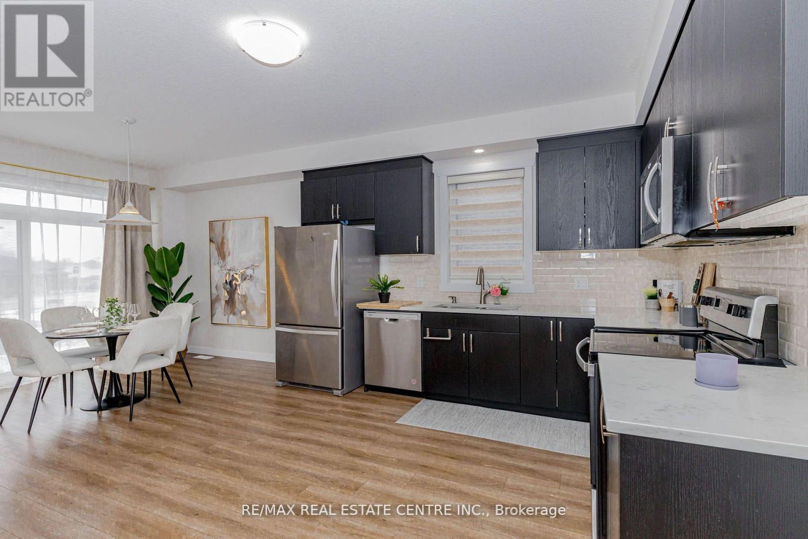 8 MOON CRESCENT, Cambridge, Ontario, N1S0C4 — Photo 16