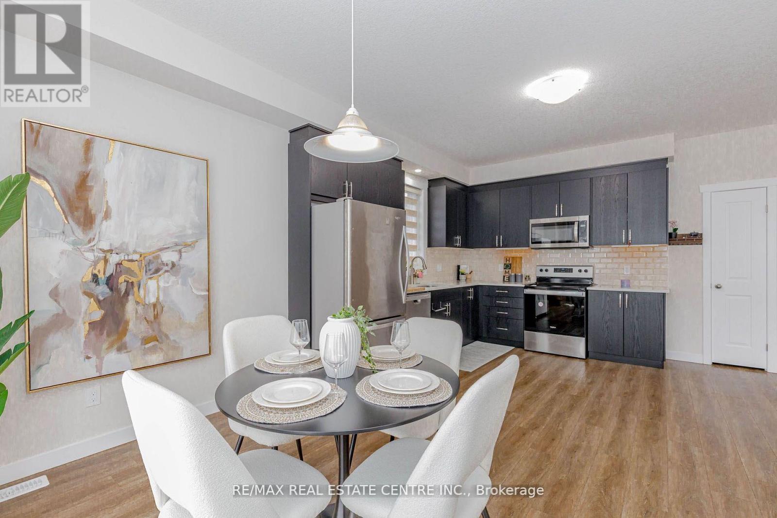 8 MOON CRESCENT, Cambridge, Ontario, N1S0C4 — Photo 23