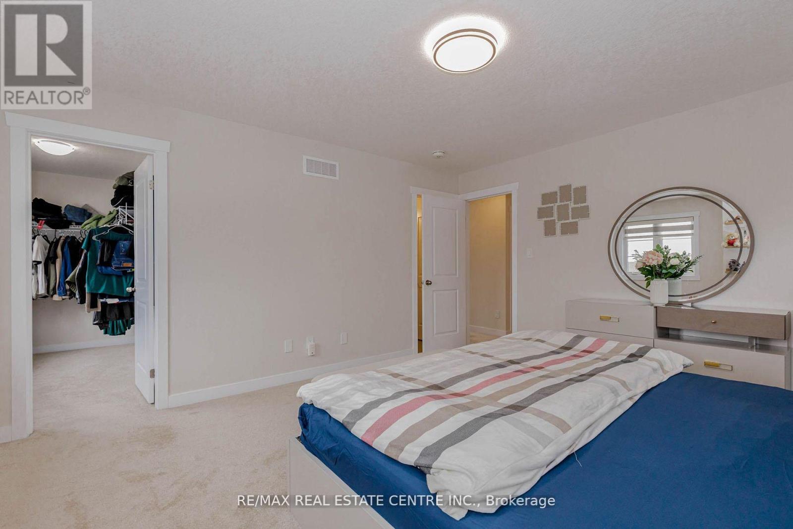 8 MOON CRESCENT, Cambridge, Ontario, N1S0C4 — Photo 30