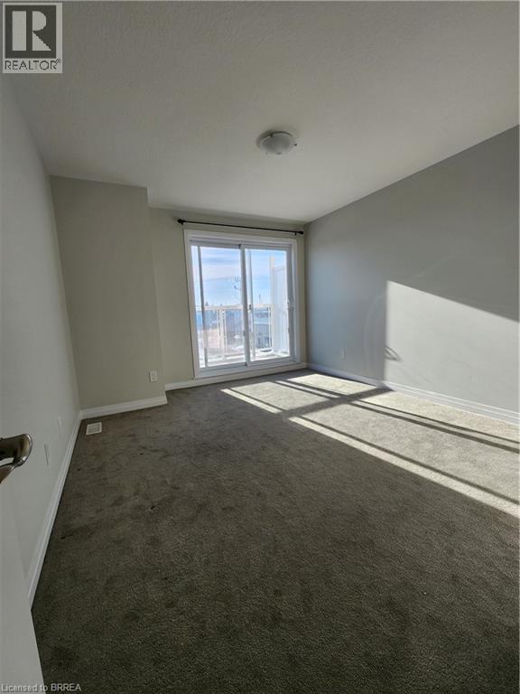 118 SEABROOK Drive, Kitchener, Ontario, N2R1Y1 — Photo 8