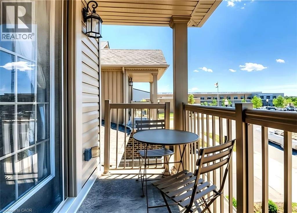 65 MEADOWRIDGE Street, Kitchener, Ontario, N2P0E2 — Photo 3