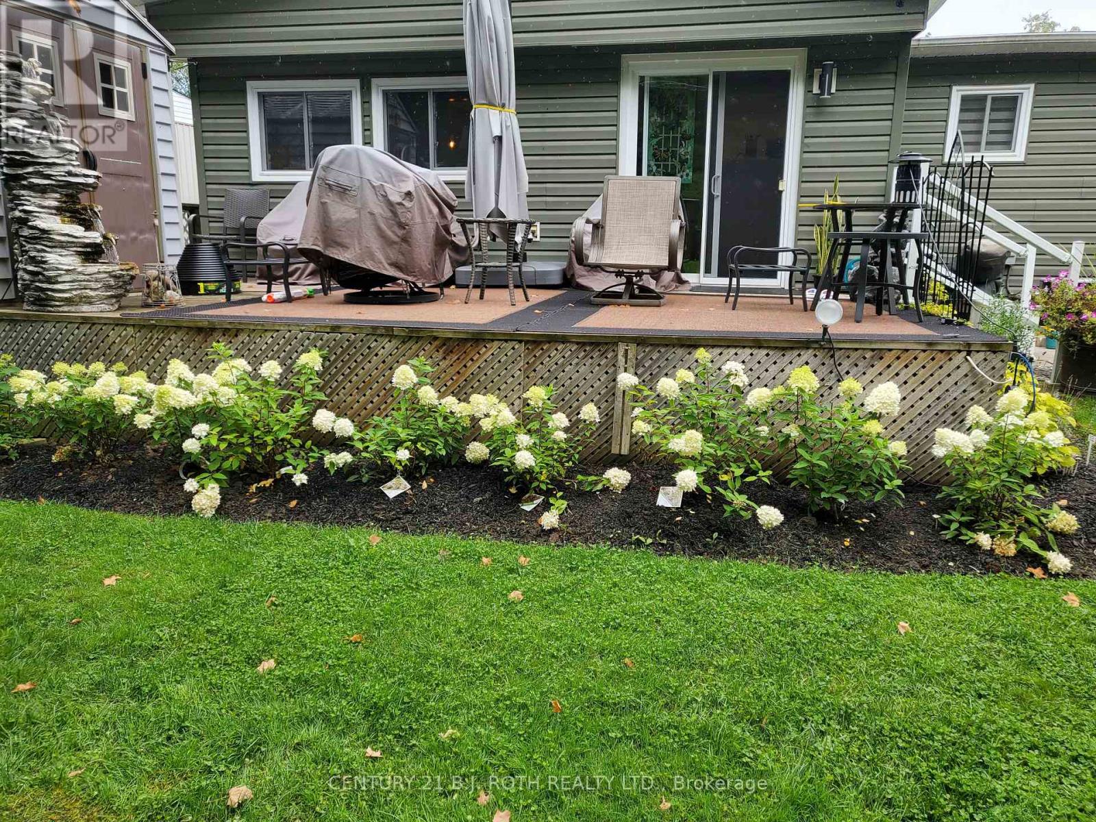 29 CORNER BROOK TRAIL, Innisfil, Ontario, L9S1P2 — Photo 2