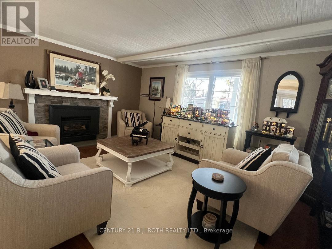 29 CORNER BROOK TRAIL, Innisfil, Ontario, L9S1P2 — Photo 6