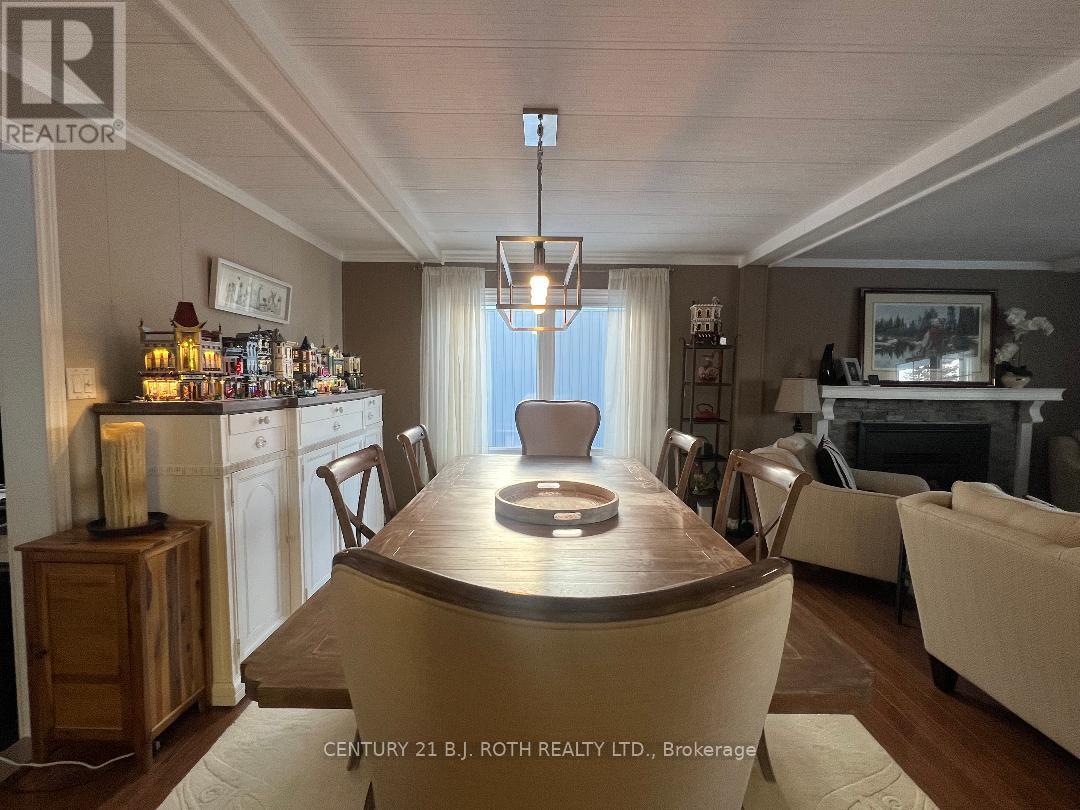 29 CORNER BROOK TRAIL, Innisfil, Ontario, L9S1P2 — Photo 9