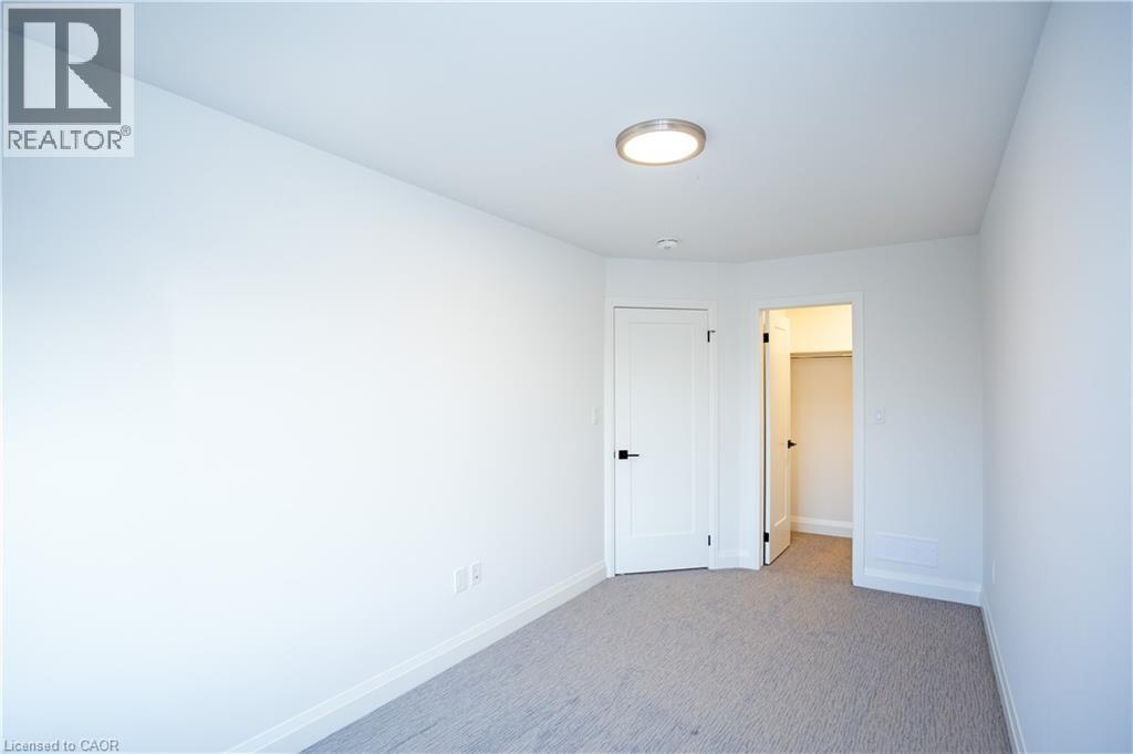 31 DANA Drive, Hamilton, Ontario, L9A3H7 — Photo 24