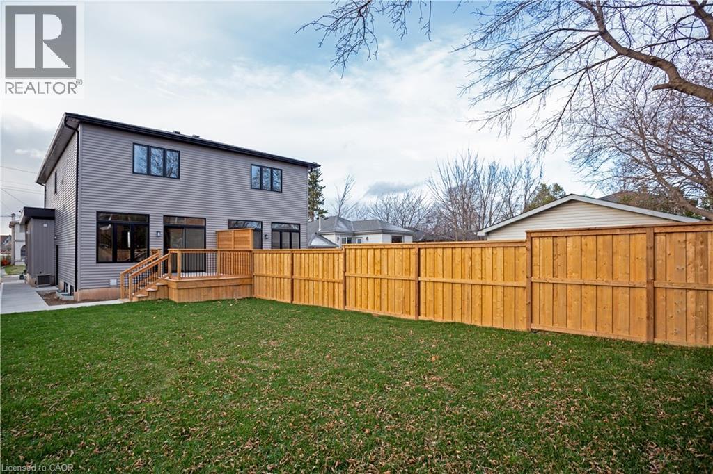 31 DANA Drive, Hamilton, Ontario, L9A3H7 — Photo 31