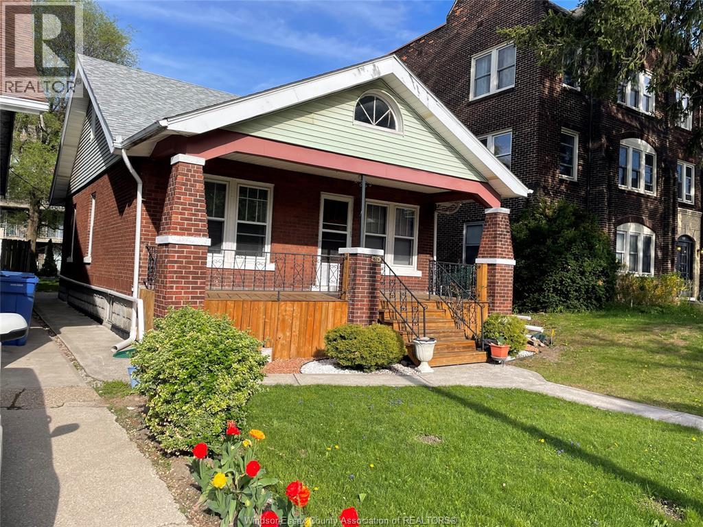 1624 GOYEAU, Windsor, Ontario, N8X3L6 — Photo 2