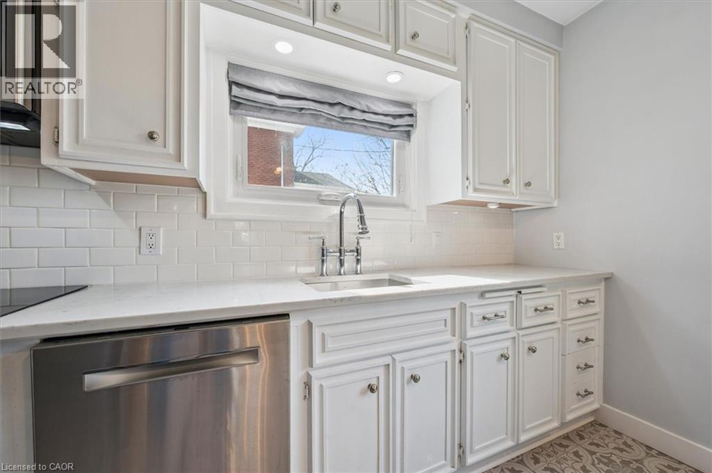 87 LYDIA Street, Kitchener, Ontario, N2H1V6 — Photo 13