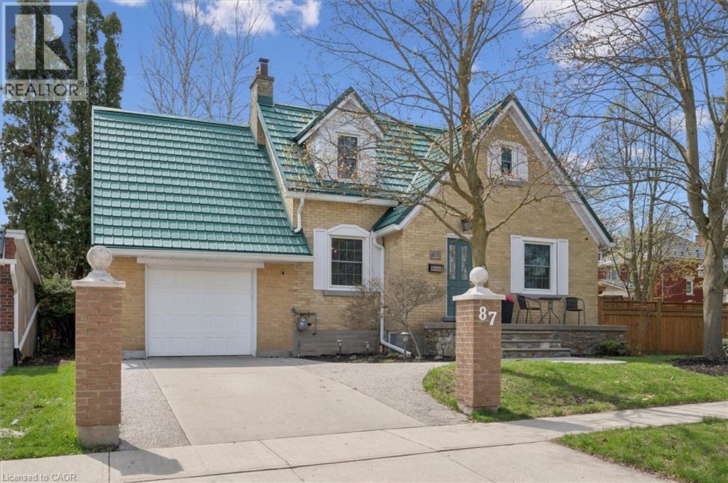 87 LYDIA Street, Kitchener, Ontario, N2H1V6 — Photo 2