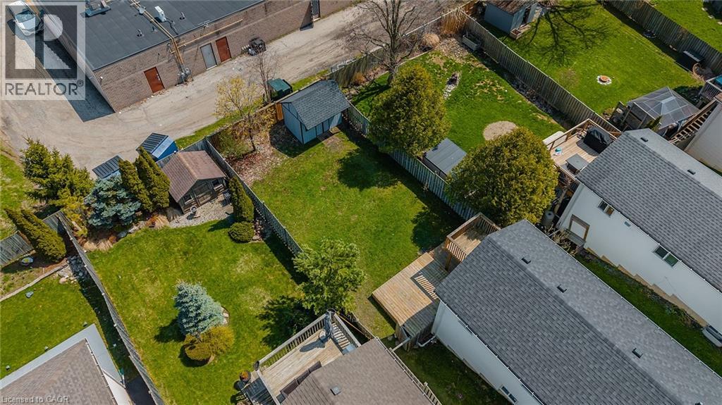 101 ANASTASIA Crescent, Brantford, Ontario, N3P2A8 — Photo 22