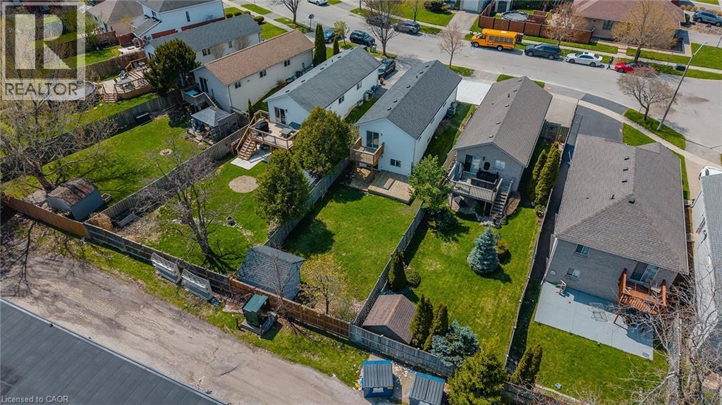 101 ANASTASIA Crescent, Brantford, Ontario, N3P2A8 — Photo 23