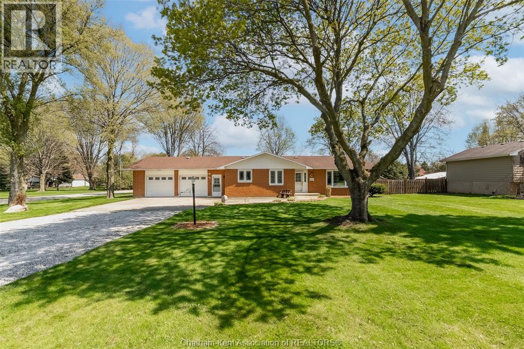 32 Nichols DRIVE, Blenheim, Ontario, N0P1A0 — Photo 2