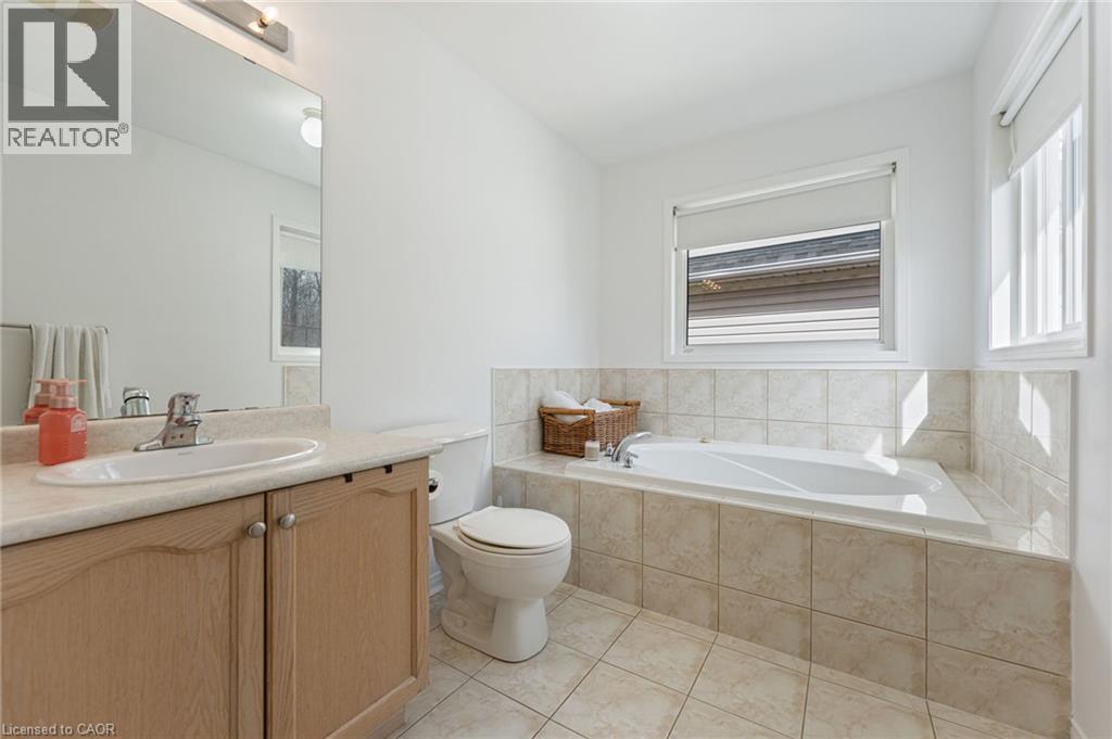 51 HUNTER Way, Brantford, Ontario, N3T6S3 — Photo 31