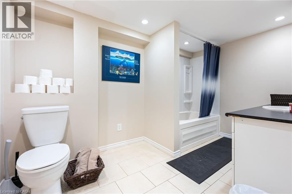 51 HUNTER Way, Brantford, Ontario, N3T6S3 — Photo 37