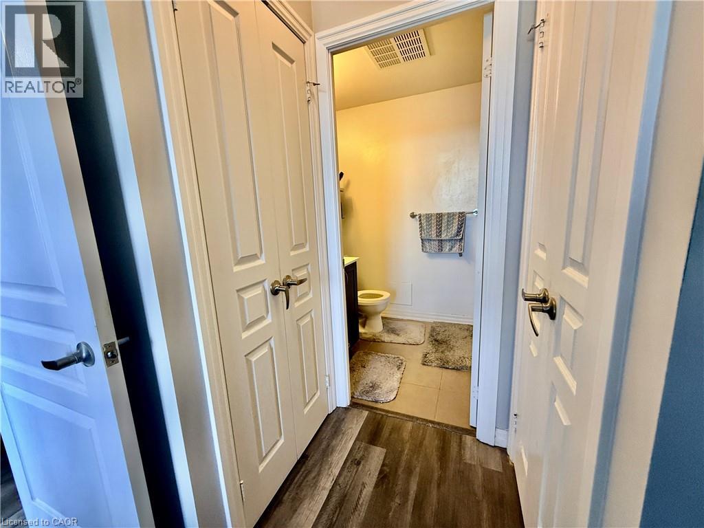 1940 IRONSTONE Drive Unit# 317, Burlington, Ontario, L7L0E7 — Photo 18