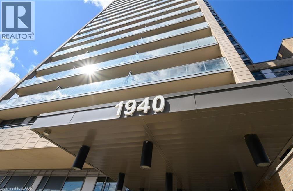 1940 IRONSTONE Drive Unit# 317, Burlington, Ontario, L7L0E7 — Photo 3