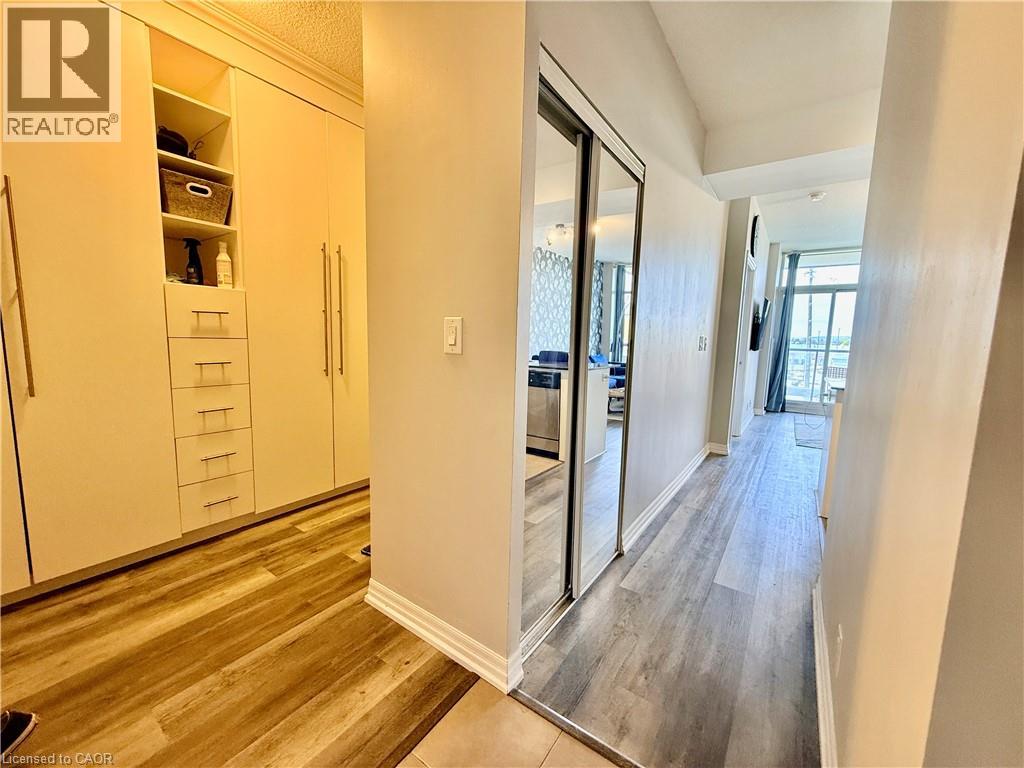 1940 IRONSTONE Drive Unit# 317, Burlington, Ontario, L7L0E7 — Photo 7