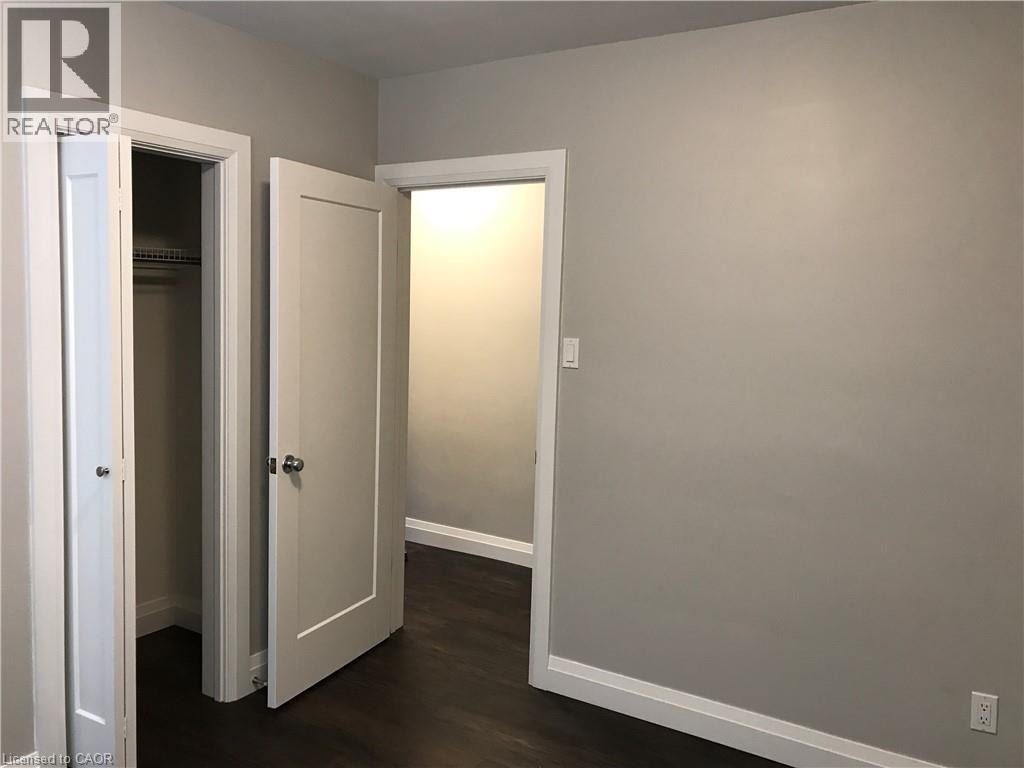 273 LAKESHORE Road E Unit# 1, Mississauga, Ontario, L5G1G8 — Photo 6