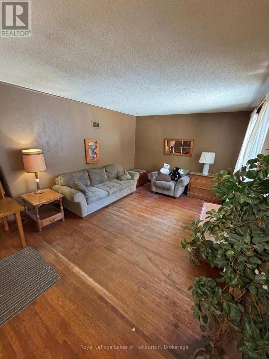 3 ANSON STREET, Minden Hills (Lutterworth), Ontario, K0M2K0 — Photo 13