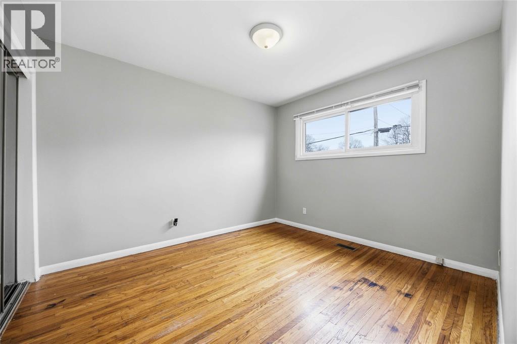 1010 MEIGHEN CRESCENT, Sarnia, Ontario, N7S1A8 — Photo 16