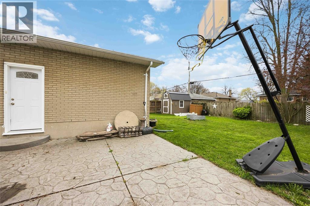 1010 MEIGHEN CRESCENT, Sarnia, Ontario, N7S1A8 — Photo 30