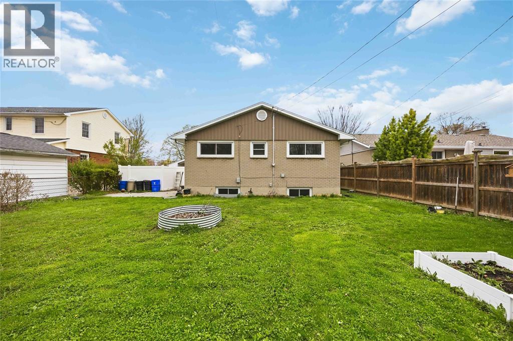 1010 MEIGHEN CRESCENT, Sarnia, Ontario, N7S1A8 — Photo 33