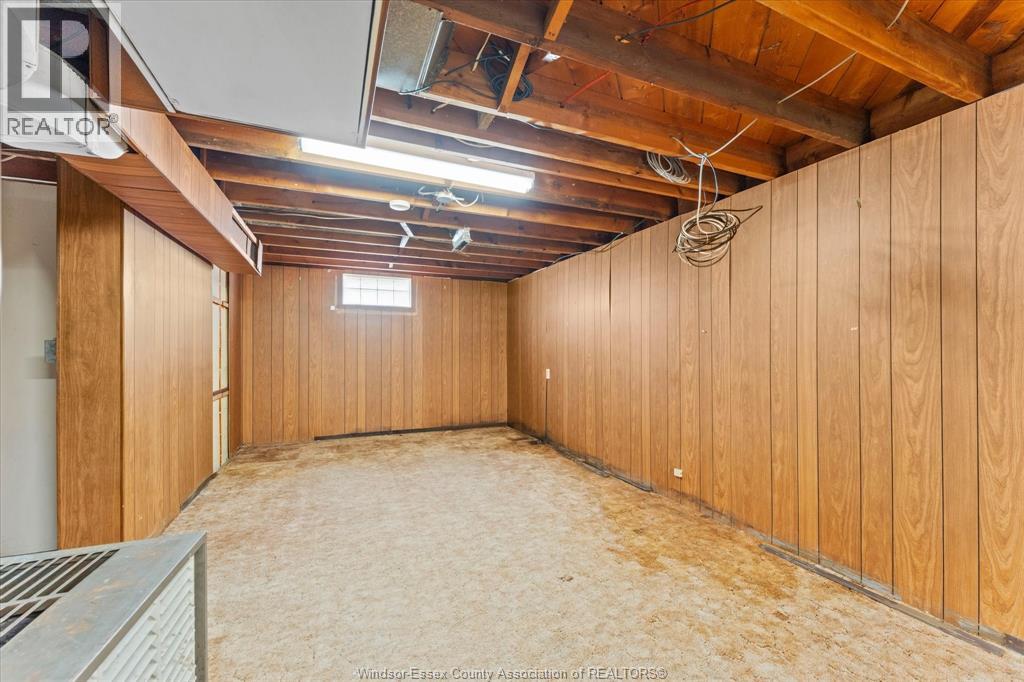 4045 DOUGALL, Windsor, Ontario, N9G1X4 — Photo 24