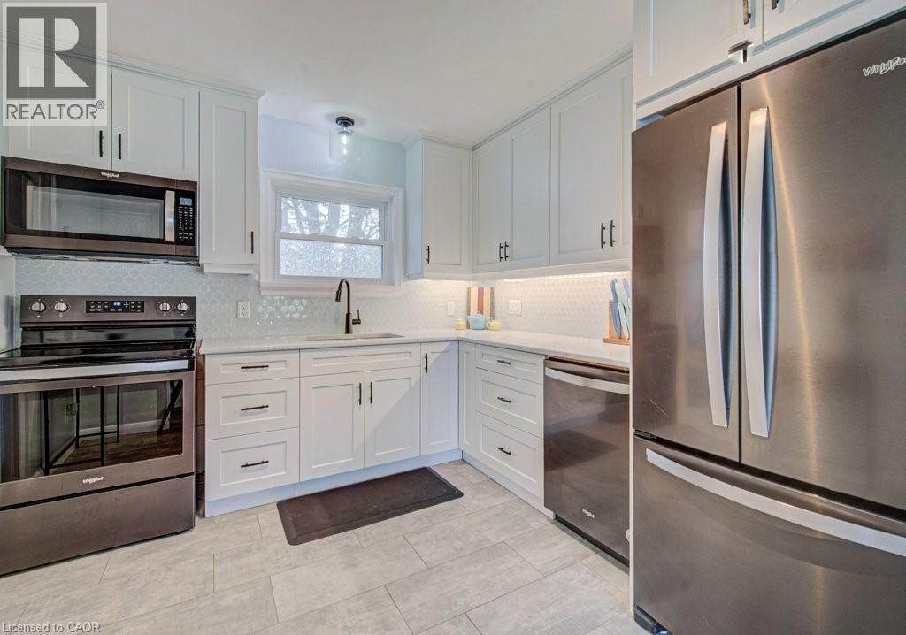 549 DUNBAR Road, Kitchener, Ontario, N2M2X1 — Photo 18