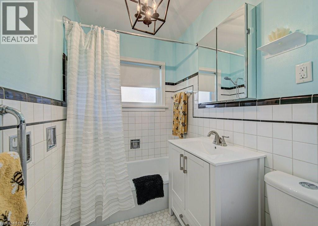 549 DUNBAR Road, Kitchener, Ontario, N2M2X1 — Photo 23