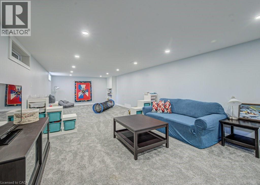 549 DUNBAR Road, Kitchener, Ontario, N2M2X1 — Photo 30