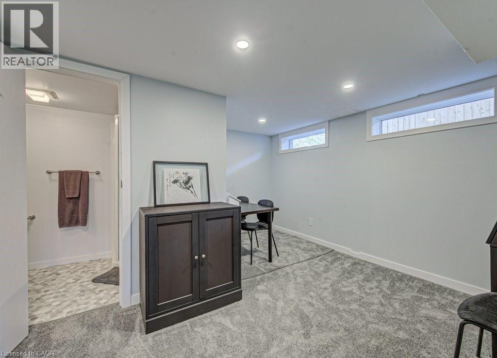 549 DUNBAR Road, Kitchener, Ontario, N2M2X1 — Photo 32