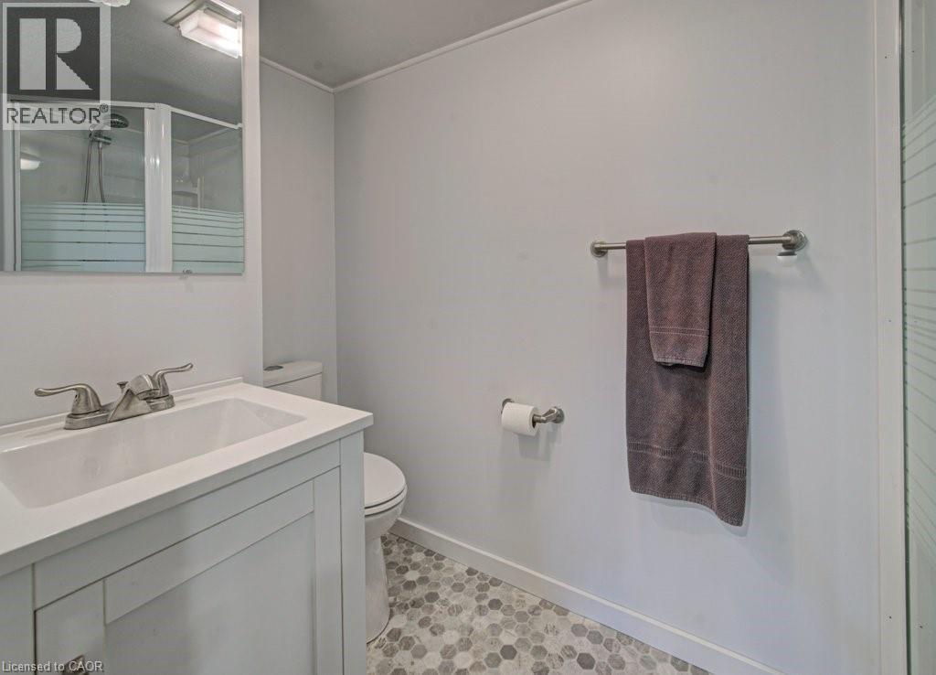 549 DUNBAR Road, Kitchener, Ontario, N2M2X1 — Photo 35