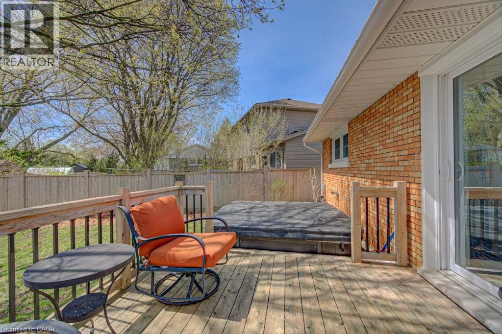 549 DUNBAR Road, Kitchener, Ontario, N2M2X1 — Photo 38