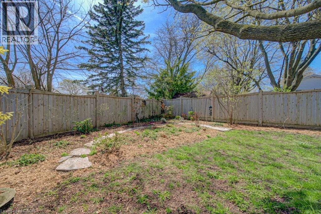 549 DUNBAR Road, Kitchener, Ontario, N2M2X1 — Photo 42